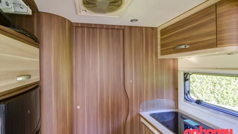 Rental of well-equipped family camper
