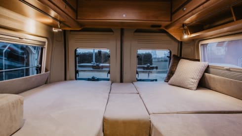 Roadcruiser – Luxury bus camper Pössl Roadcruiser (camper 20)
