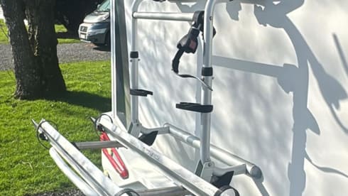 Polly – 4 Berth Chausson Camper