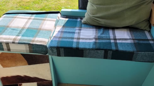 Surfisbus – Sustainable Crafter for 2 + 1 (a baby or child)