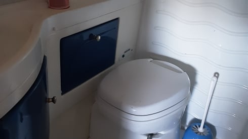 Mitoune – Mercedes rapido motorhome