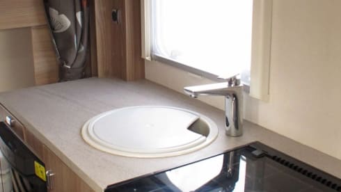 Escape – 6 berth Swift Escape luxury