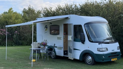 Roby – Our beautiful 3-person Fiat Weinsberg integral camper