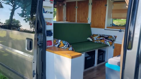 Harrison – 2p Ford campervan from 2003