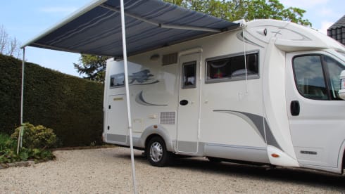 Very spacious family camper
