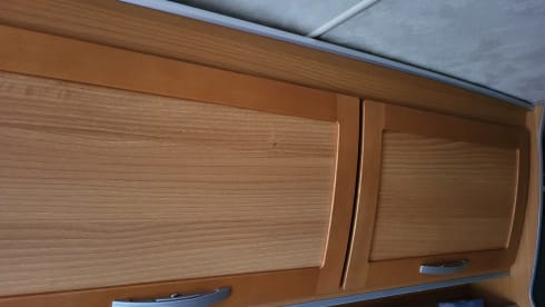 Vincy – SARDINIA CAMPER: Camper rental 6 beds and 6 travel