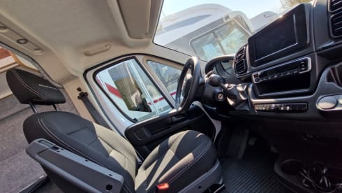 Jagdmahl – Hunting & Fishing Motorhome for 2 people