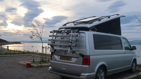 The XPLORER – 4 berth Volkswagen campervan from 2018