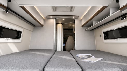 Freedom Suite – 2p Pössl bus uit 2026