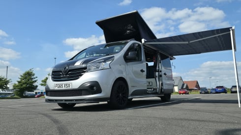 4 berth Renault campervan from 2015