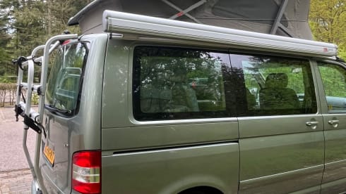 4p Volkswagen campervan from 2005