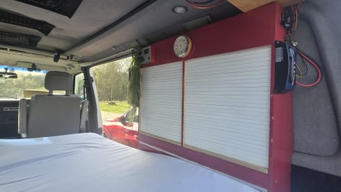 2p Volkswagen bus uit 1996