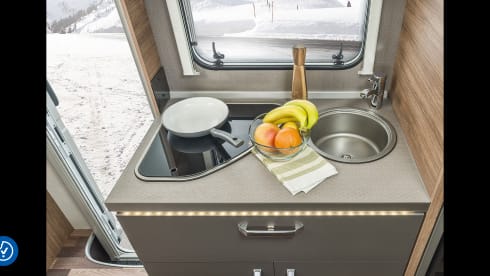 6 berth Fiat alcove 2024 weinsberg new