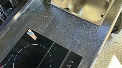 Arie – 4-Sitzer Renault Wohnmobil aus dem Jahr 2017