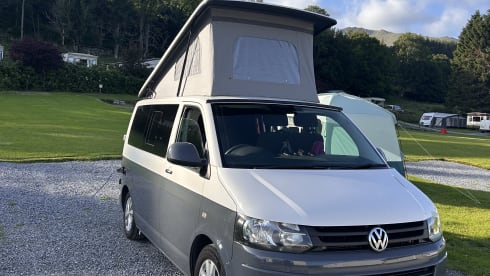 Quantum  – 3/4 Berth Volkswagen Campervan 