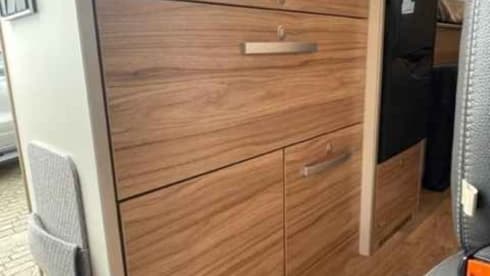 HYMER GRAND CANYON S 4X4 – Autobus Mercedes-Benz 4p août 2023