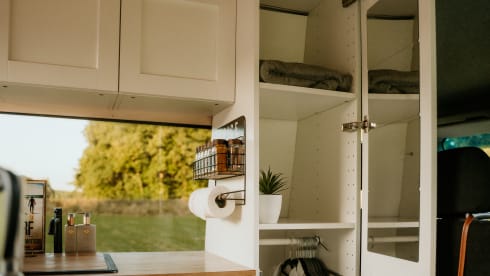 2p Mercedes-Benz bus from 2015