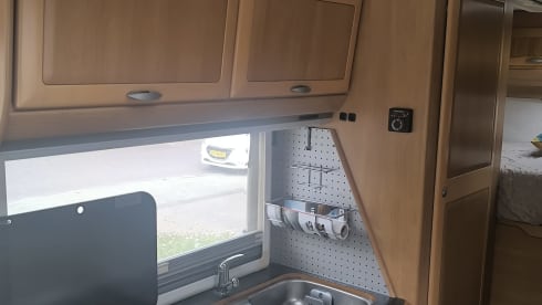 Hymerakos – Gezellige 4-persoons Hymer camper voor mooie roadtrips