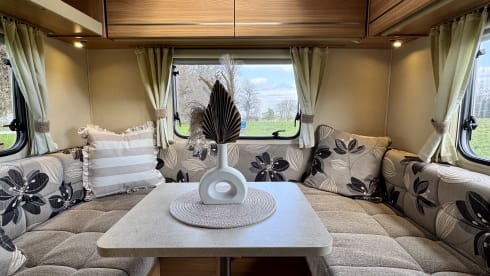 Molly – 6 berth Swift alcove from 2011