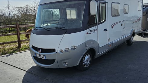 Ruimtewonder – Super spacious Rapido Integraal with top equipment