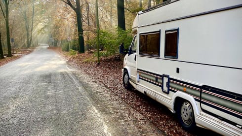 Freebird – 3p Bürstner semi-integrated from 1991