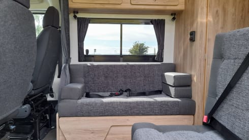 BP70 – 4 Berth Campervan/Motohome - fully equipped for your next Adventure