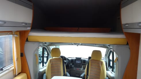 Roadtrip – 4p Karmann alcove from 2008