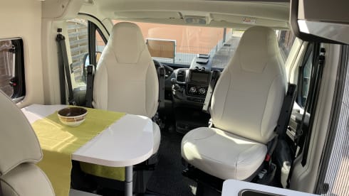 4 seater van