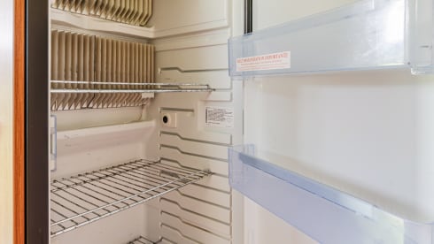 Kikker  – 5p Adria Mobil integrated uit 2011