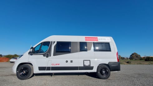 Cliff 600 – Sunlight Cliff 600