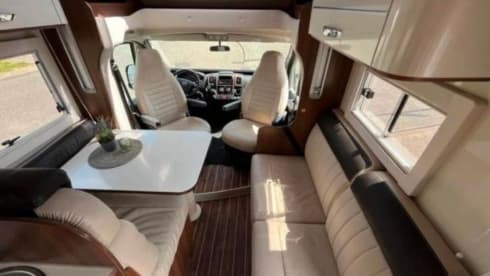 4p McLouis semi-integrated uit 2016