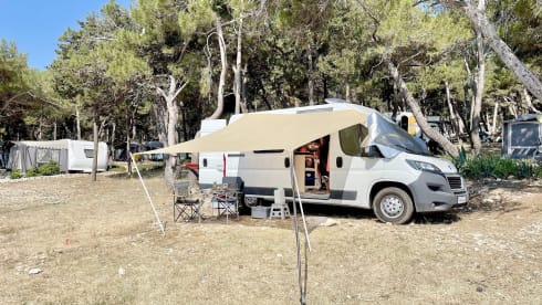 Rodi – Rodi gemütlicher, selbstausgebauter Peugeot Boxer Kastenwagen