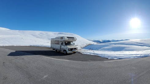 Arie – 4p Hymer alcove from 1990
