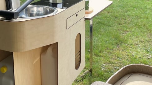 Pretty in Charge – 4p Volkswagen campervan from 2025