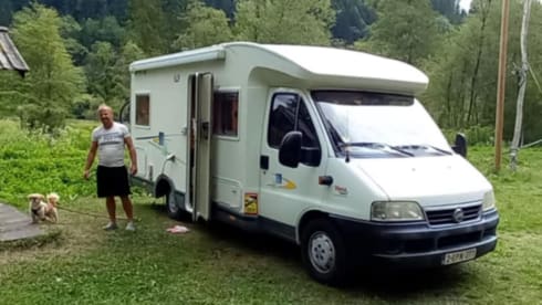 4p Chausson integrated uit 2005