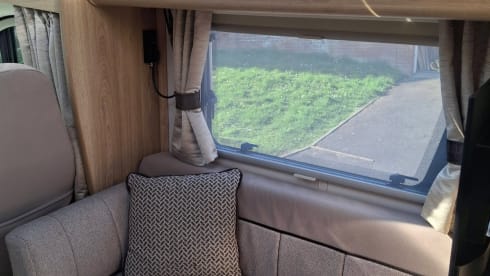 Becksy – 4 berth Peugeot semi-integrated from 2020