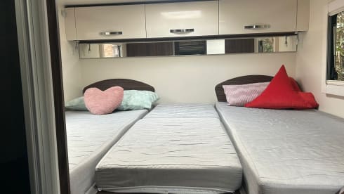 5p Benimar semi-integrated uit 2018