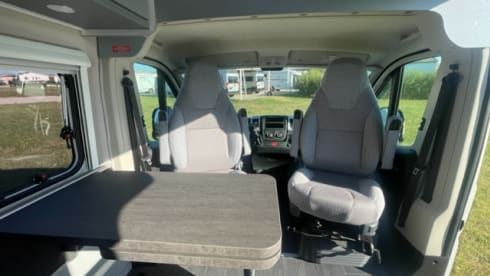 TOUR EXPLORER – VAN Weinsberg CaraTour 600 MQ (PEUGEOT)