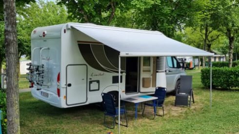 New Bürstner motorhome for 4 people