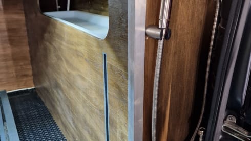Big Ed – 2 berth Citroën campervan from 2022