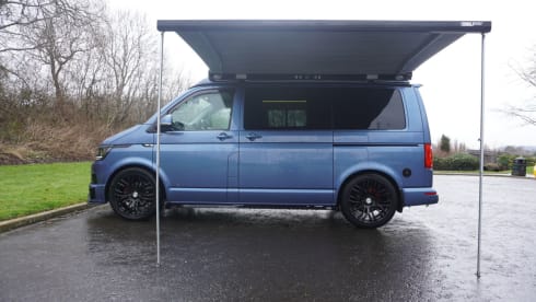 Wee Boo – 4 berth Volkswagen campervan 