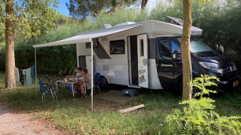 Langkofel – 4p Sun Living semi-integrated from 2023