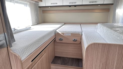 Very luxurious and spacious Adria Matrix family camper (max. 5 pers.).