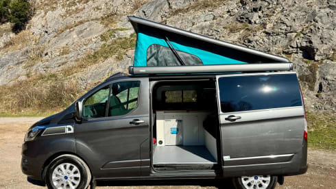 Doreen – Ford-Wohnmobil mit 4 Schlafplätzen ab 2024