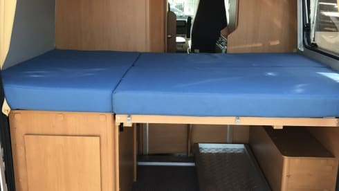 off to the sun for rent, luxury bus camper