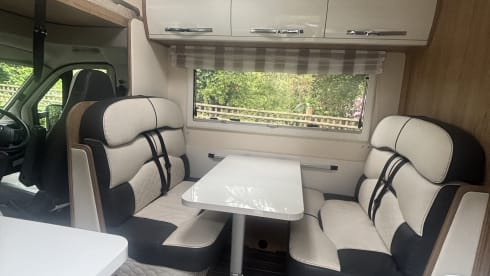 Harry’s camper  – 6 berth Roller Team alcove from 2021