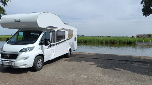 Rupelcamper – 6p Carado alcove from 2019