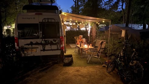 Camping-car Sunlight Cliff 600 RT pour 4 personnes à partir de 2025