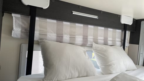 House On Wheels by Lisette 🚐 – 6p Ford integrated uit 2025