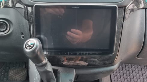 2-person Mercedes-Benz campervan from 2011